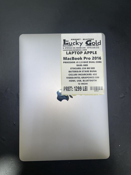 MacBook Pro (2016) 13inch 256GB SSD / 8GB RAM #40963