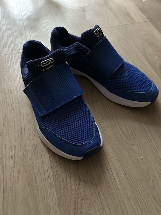 Adidasi baieti Decathlon