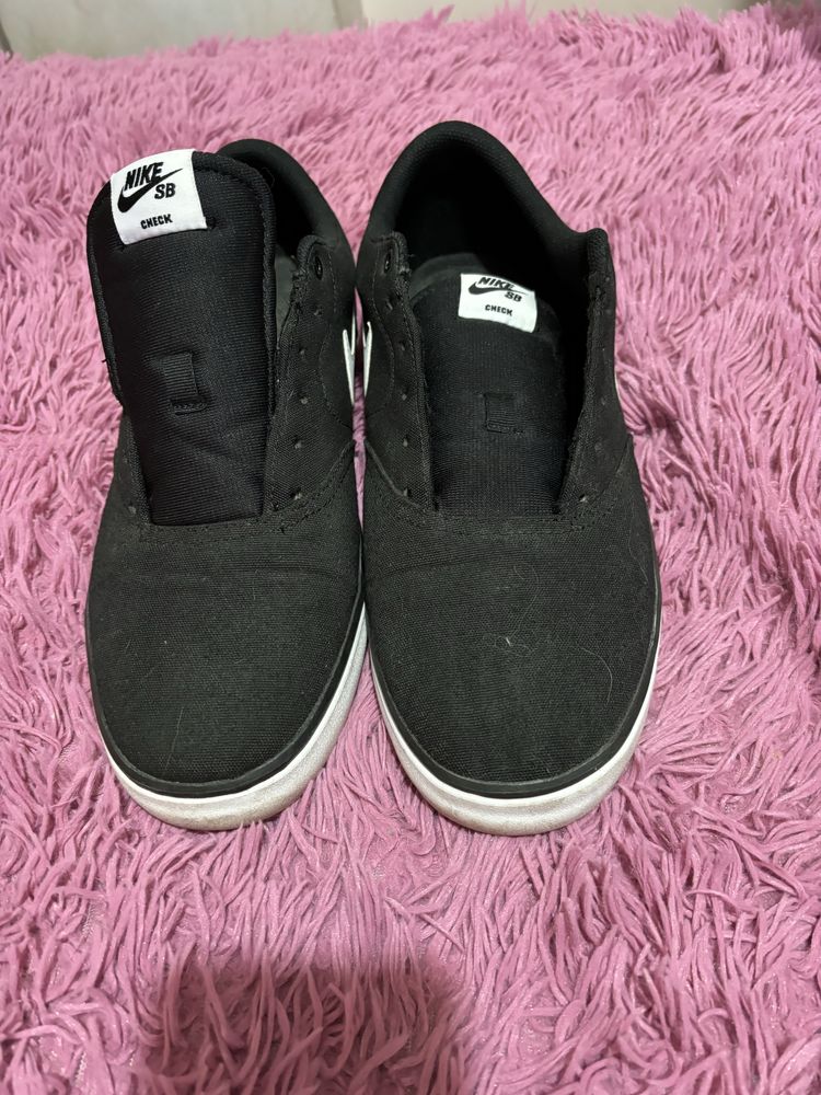Кецове Nike като нови