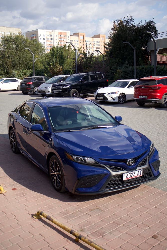 Toyota Camry V75