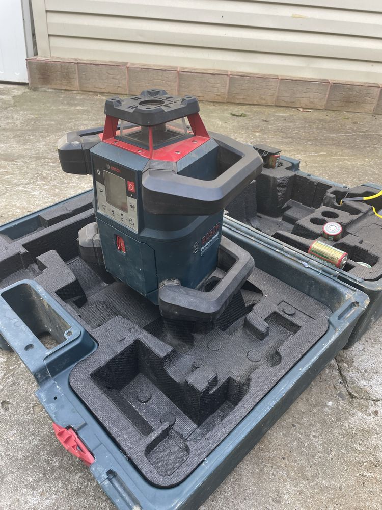 Vand nivela laser bosch glr 600