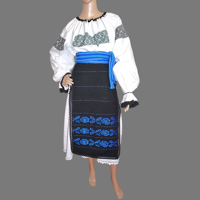 Costum popular autentic vechi din Transilvania , port popular XL-XXL