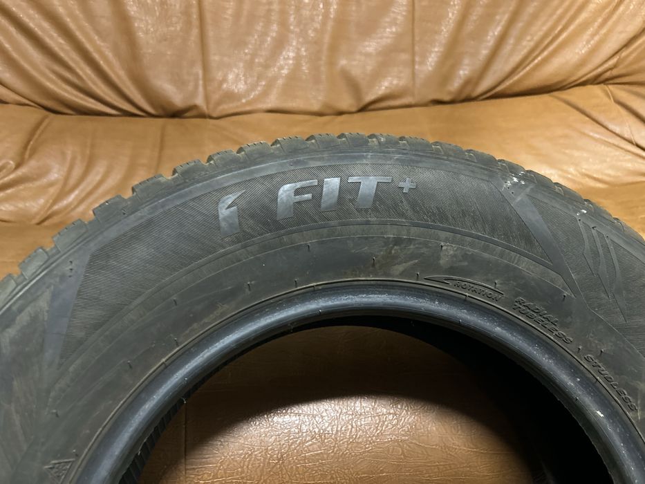 Зимни гуми Laufen fit + 215/70/16 Дот 42/23