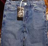 Новые джинсы 4500тг