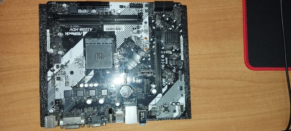 Материнка ASRock A320M-HDV socket AM4