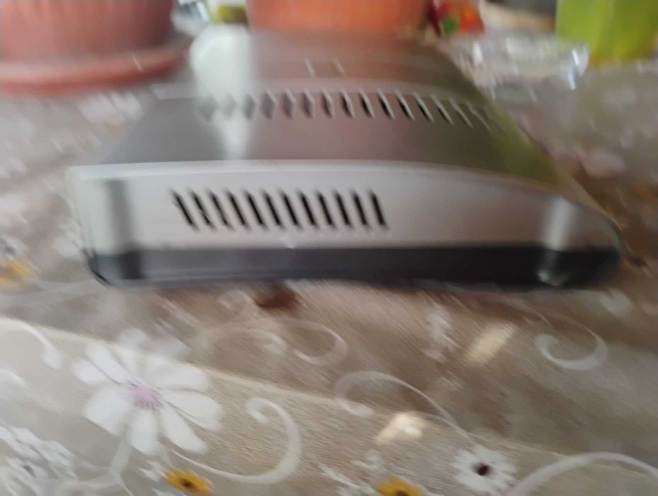 Продавам приемник на Булсатком работи много добре