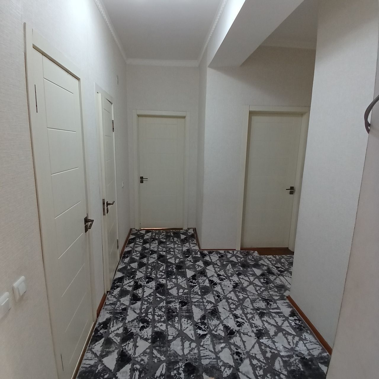 Метро Чиланзар 2/5/5. 60м2. Новостройка