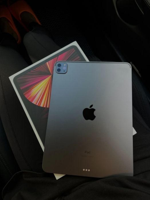 Продам Ipad pro 2021