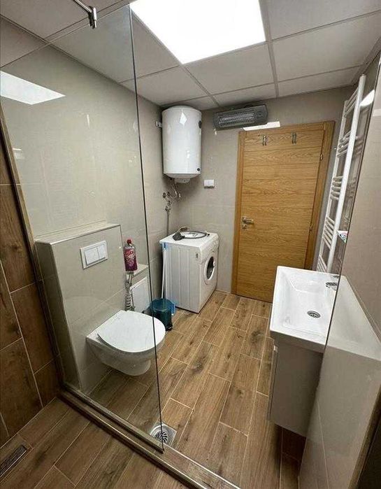 Дава се под наем Двустаен апартамент в Бургас, Зорница - 68 кв.м за 204 € - Снимка #1