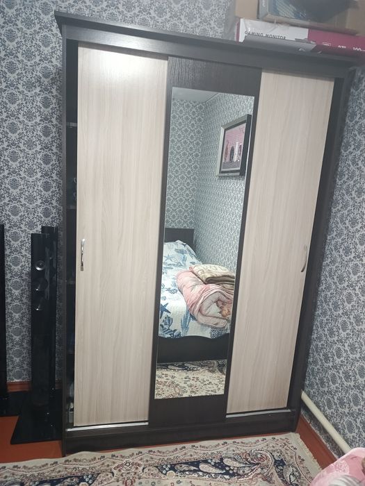 Продам шкаф.   .