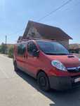 Opel vivaro 2,5 .(schimb cu iveco basculabil 7 locuri plus diferență)