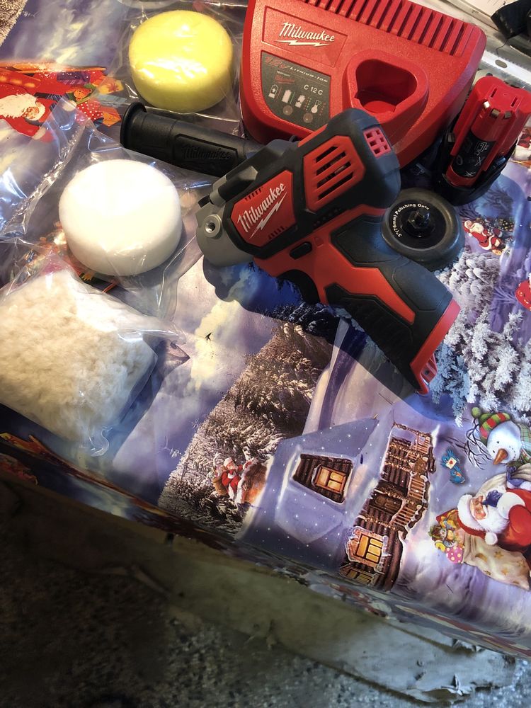 Полирмашина milwaukee M12 BPS