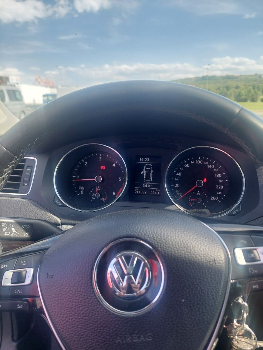 Vând jetta 2016 2.0 TDI