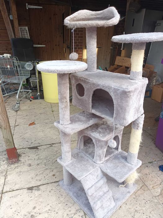 Къщичка за котка