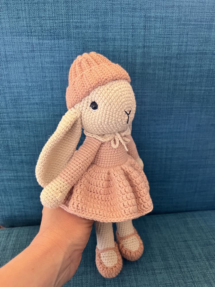 Плетена играчка Зайче
