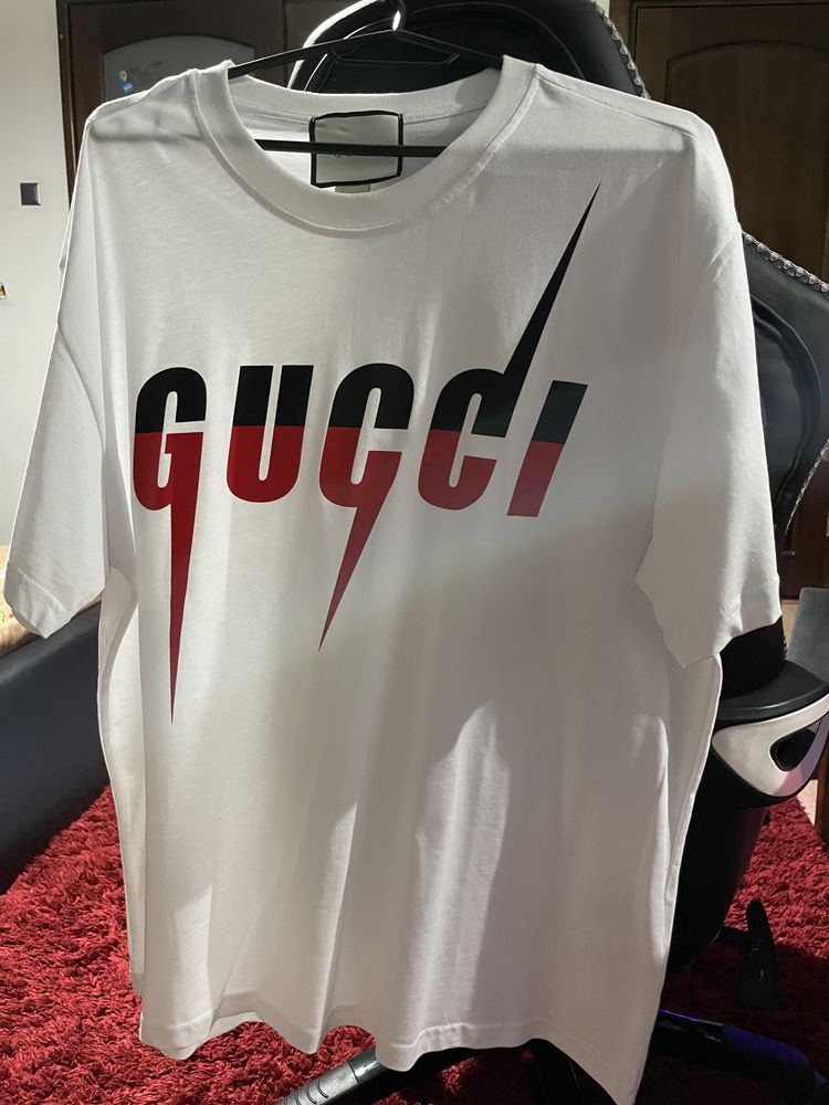 Tricou Gucci (nu nike, adidas, carhartt, dickies)