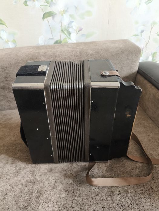 Гармонь советская в хорошем состоянии, из г.Тула РСФСР