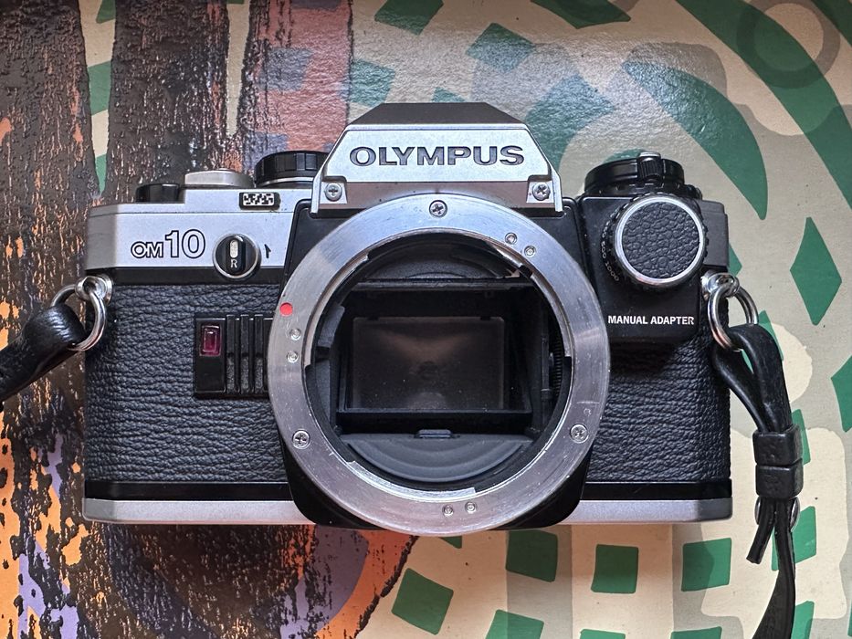 olympus om 10 1 slr zuico 75-150mm 28-70mm