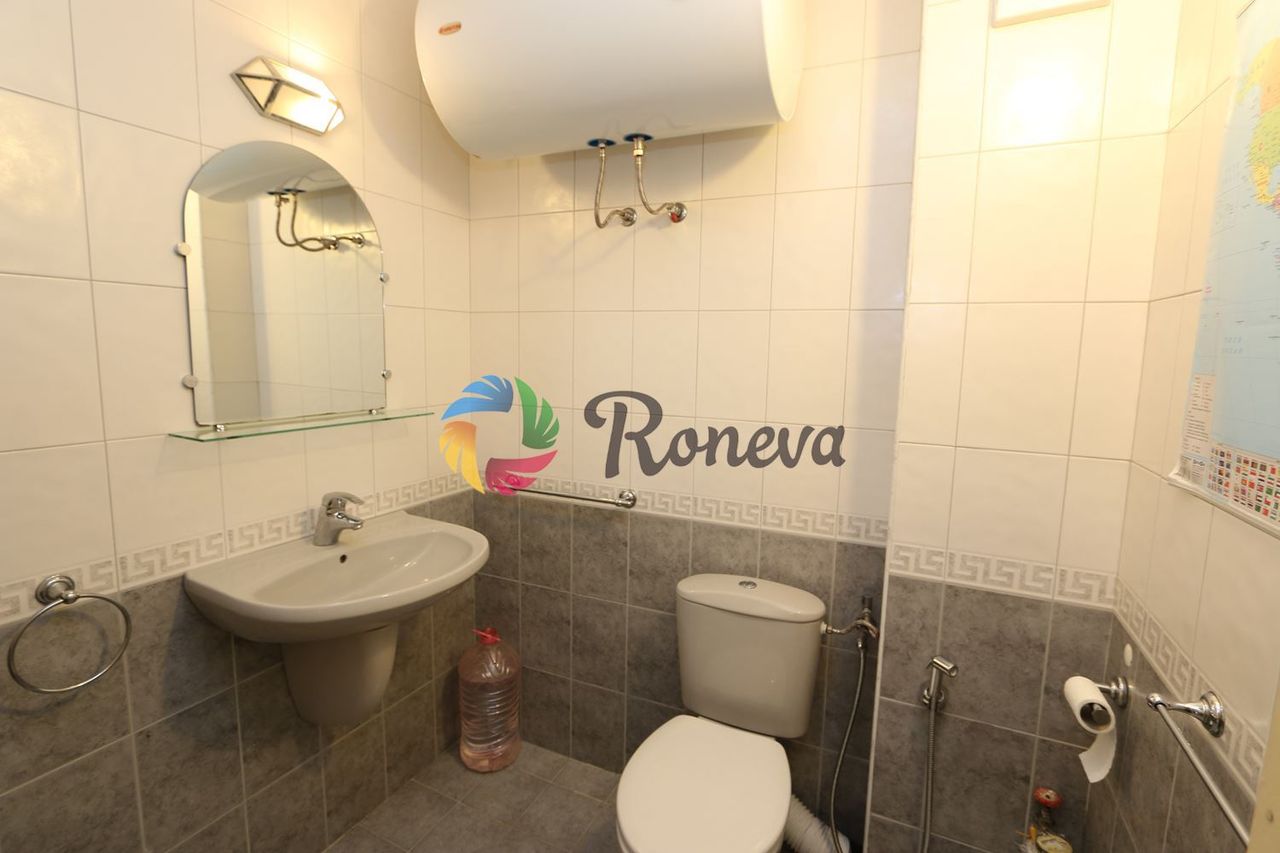 Дава се под наем Мезонет в Варна, Център - 220 кв.м за 1300 € - Снимка #9
