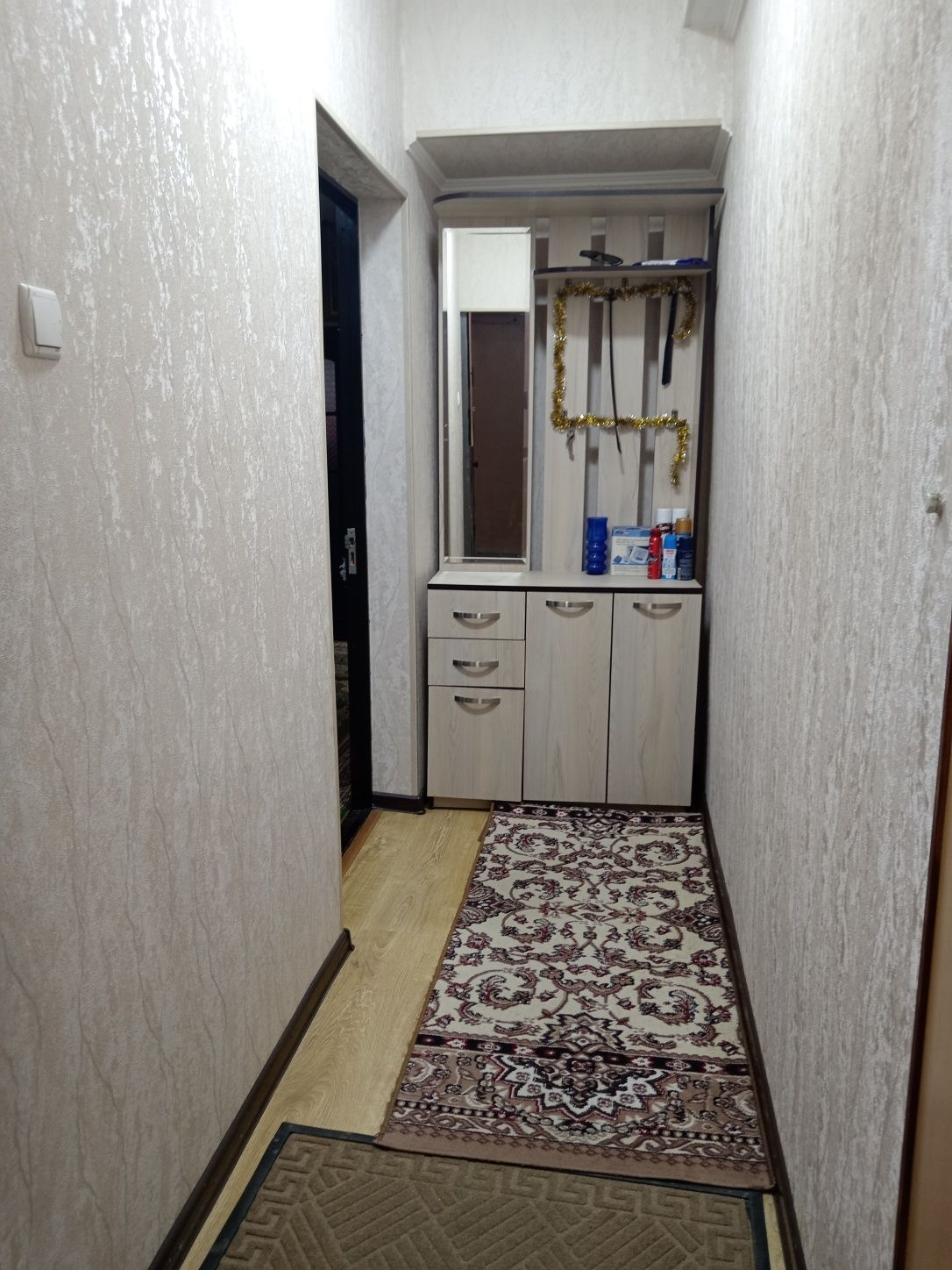 Uchtepada 5xonali kv sotiladi