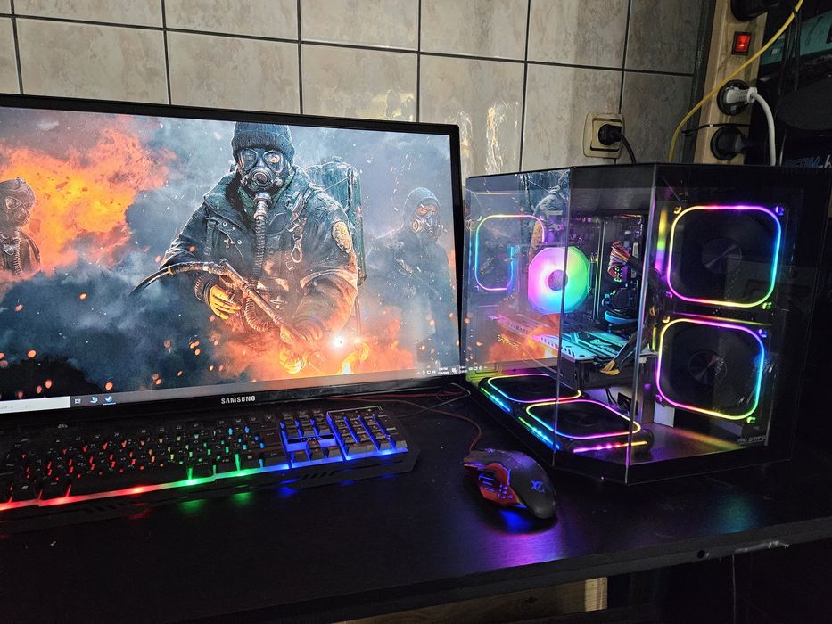 Unitate PC Gaming i7 7700 video 8GB RX 480 16GB RAM SSD