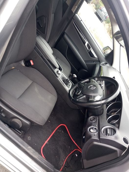 НА ЧАСТИ мерцедес Ц класа w204