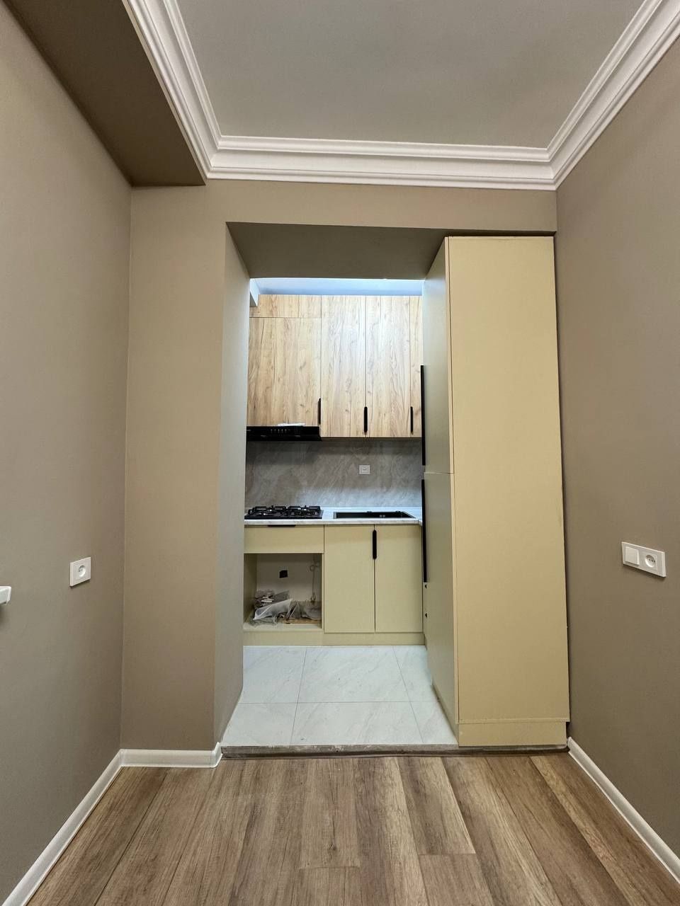 3*4/3/4 Юнусабад 4 кв продаётся квартира