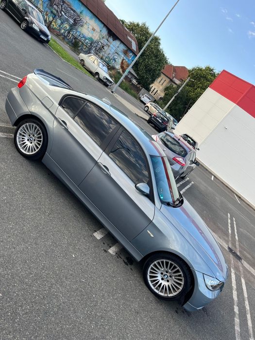 Vând BMW seria 3 E90