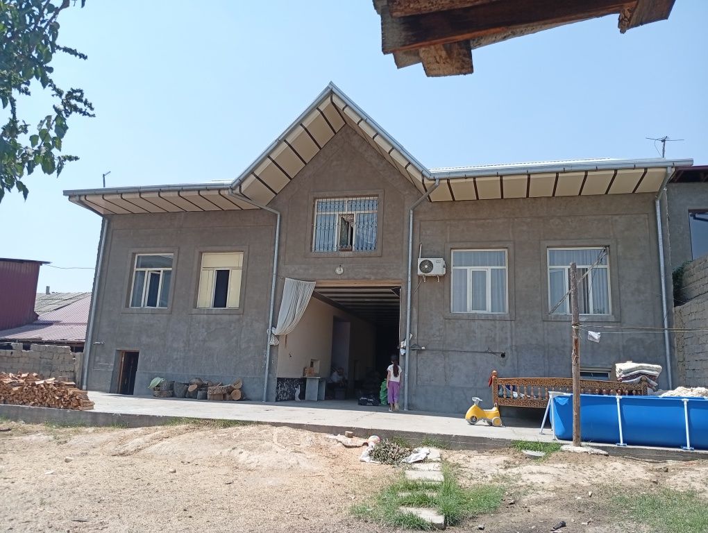Uchastka sotiladi