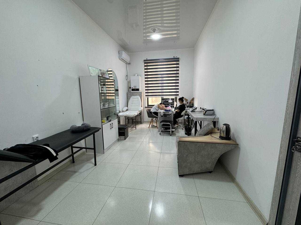 ARZON BOʻLDI !!! 7.000$ 
Tayyor biznes sotiladi  Salon