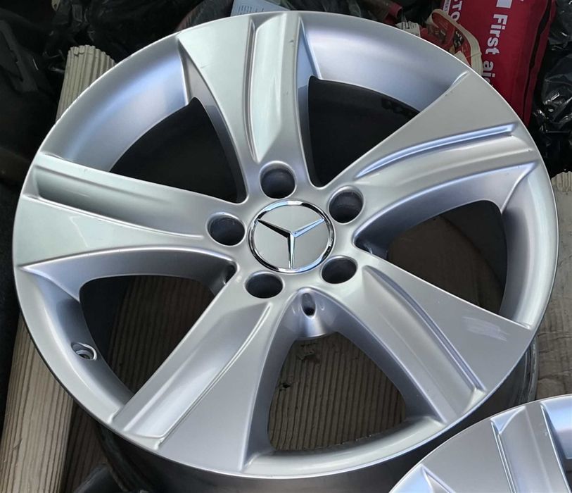 Четири броя оригинални джанти Mercedes 17” 5х112