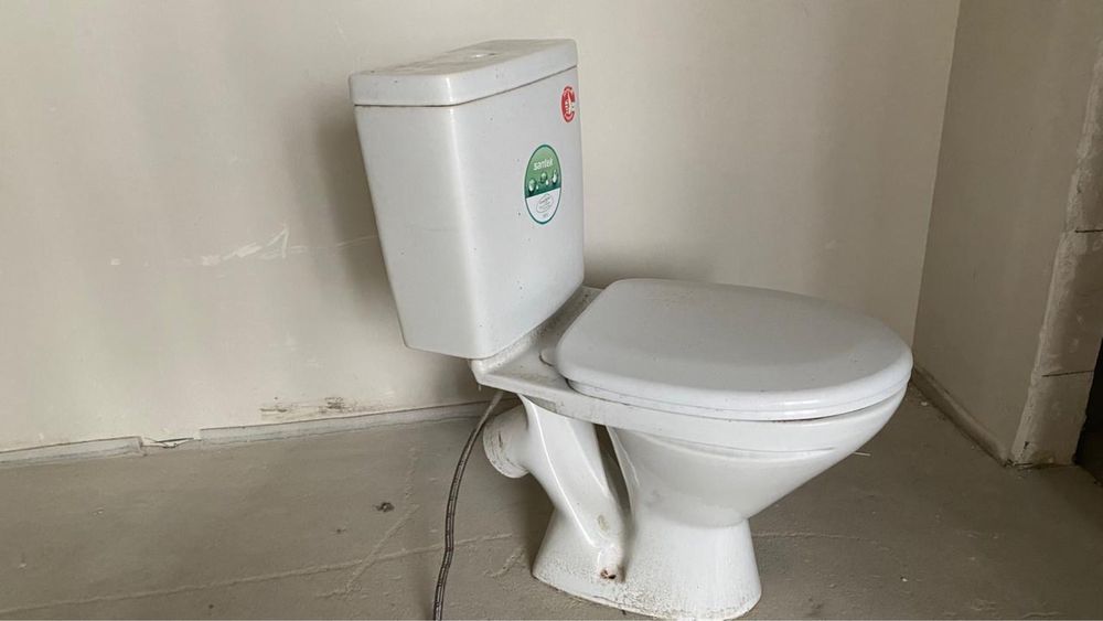 Унитазы б/у по 8000