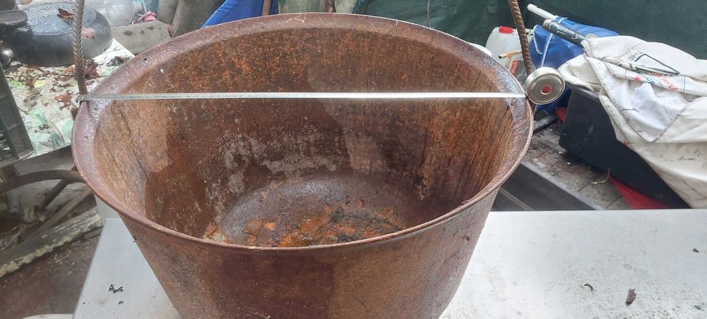 Ceaun din fontă - 60 l