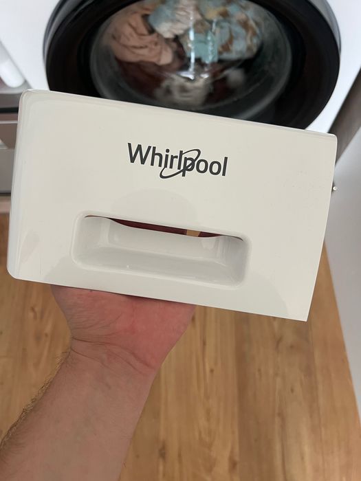 Пералня Slim Whirlpool 7kg FWSD71283BVEEN