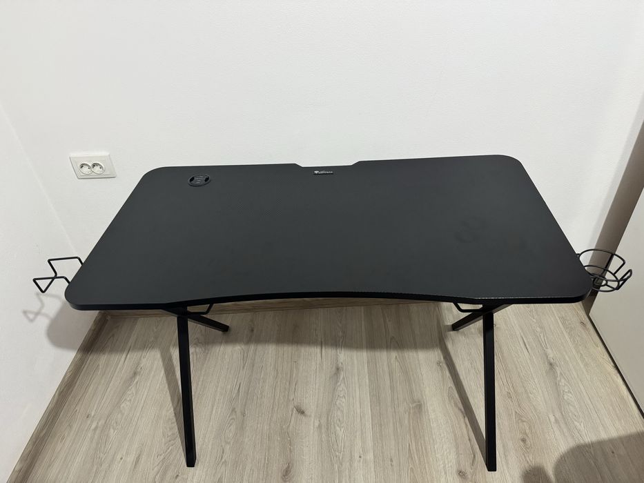 Vand birou gaming+scaun