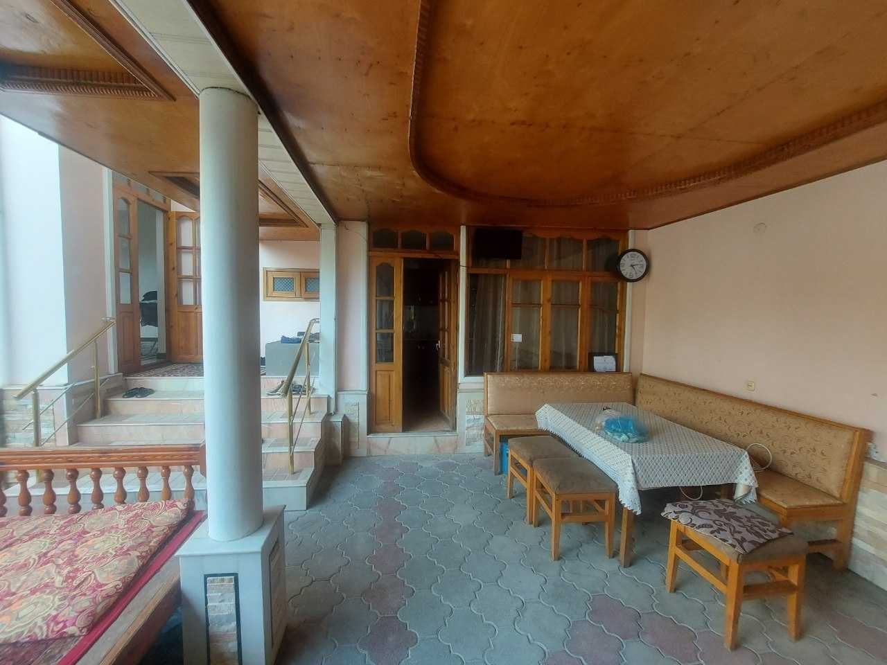 Hovli uy sotiladi SROCHNO!!! 7 xona, 3.75sotox