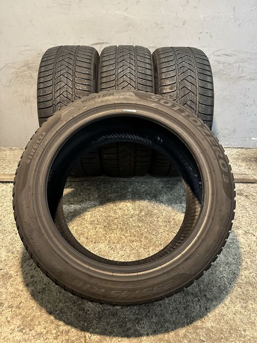 Гуми 235/45/18 PIRELLI Sottozero Winter
