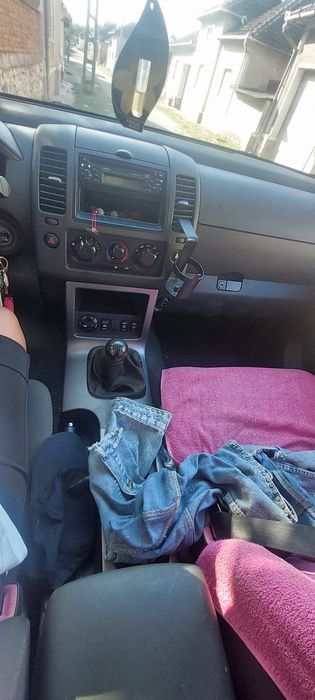 Vând sau schimb Nissan pathfinder R51