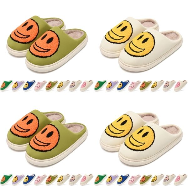 Papuci imblaniti cu smiley face diverse marimi