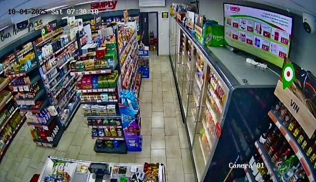 Vand Afacere Parter Magazin Alimemtar ~ Etaj Birou + Garsoniera