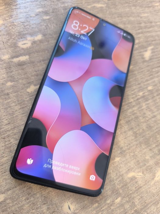 Redmi sotiladi 256 gb ideal ishlashi