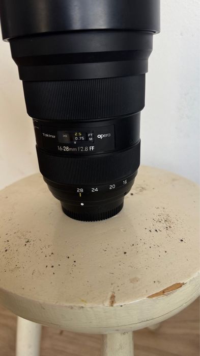 Obiectiv foto Tokina