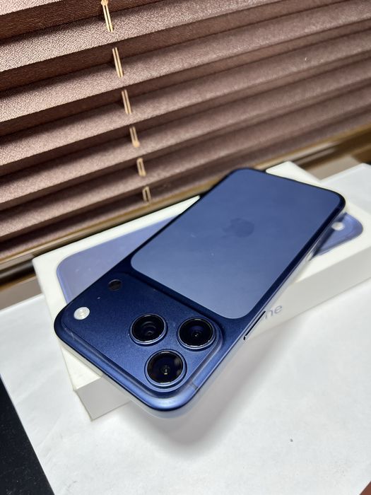 Продам iPhone 17 pro max 256gb bar 100% 41 sik mayda sarapinsi bor.