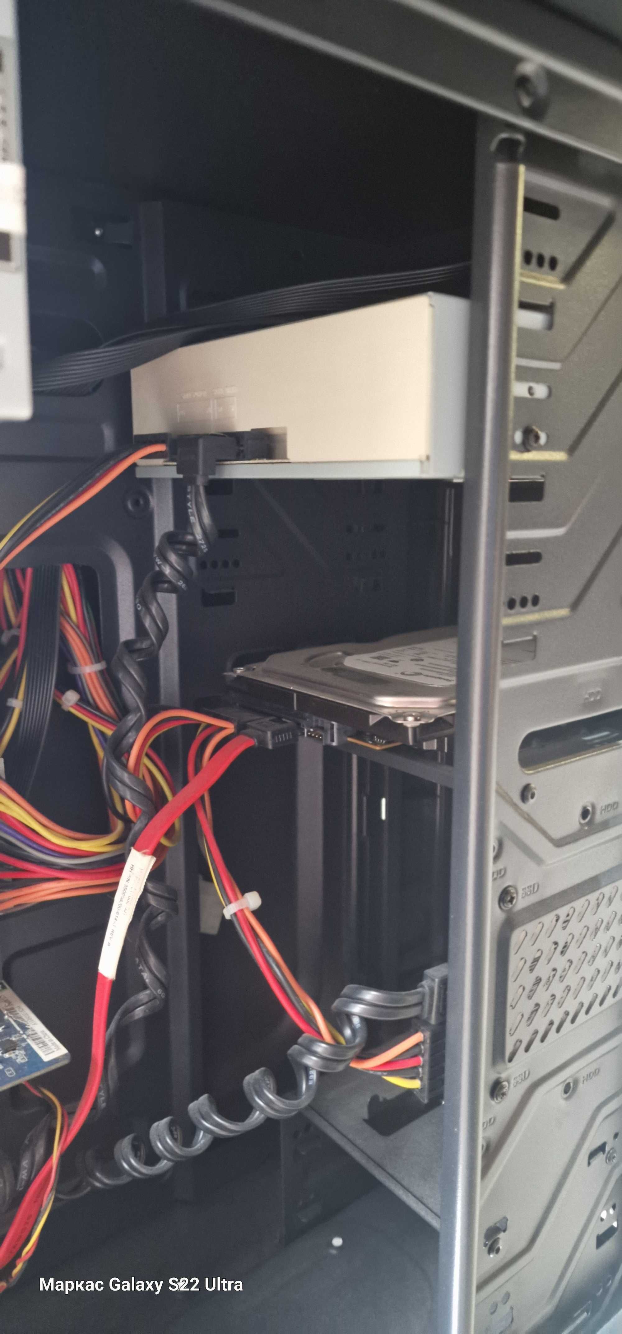 Настолен компютър  Intel Core i3 4350  3.60GHz и 23 инчов монитор