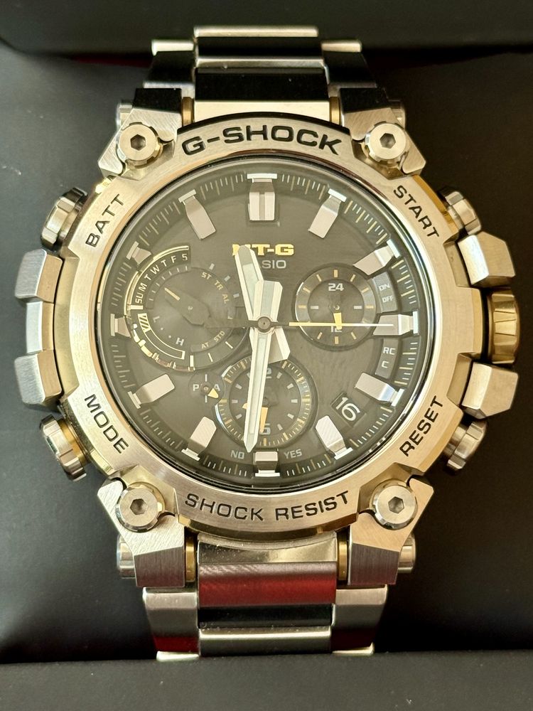 Casio MTG - B3000D - 1A9