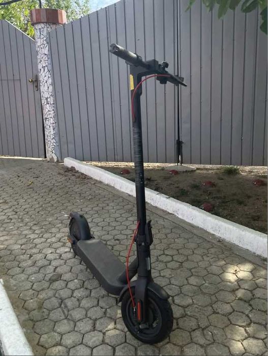 Vand sau schimb trotineta xioami