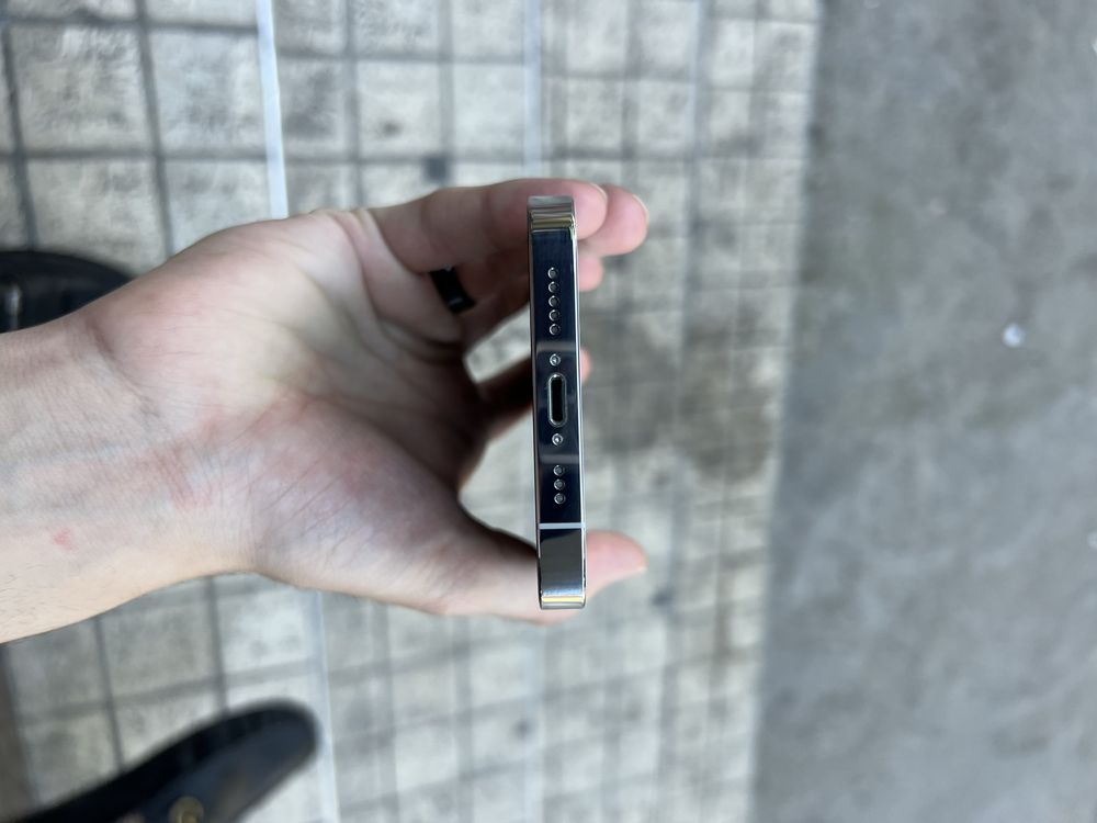 iPhone 14pro 256gb