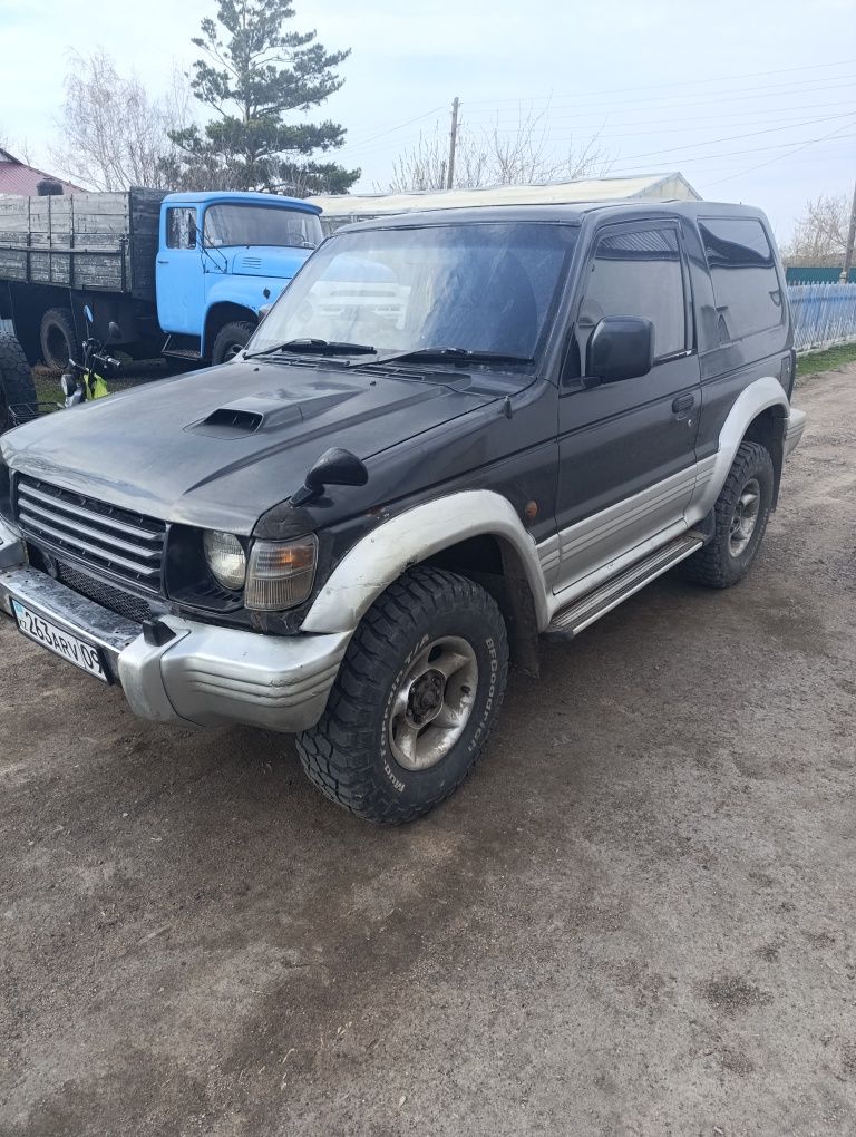 Продам Митсубиси Паджеро 2