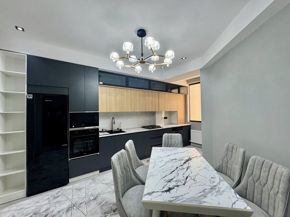 3х комнатная квартира, на 6 этаже. Согдиана