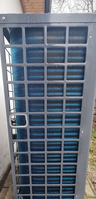 Vand pompa caldura 13kw-POMPA ESTE NOUA